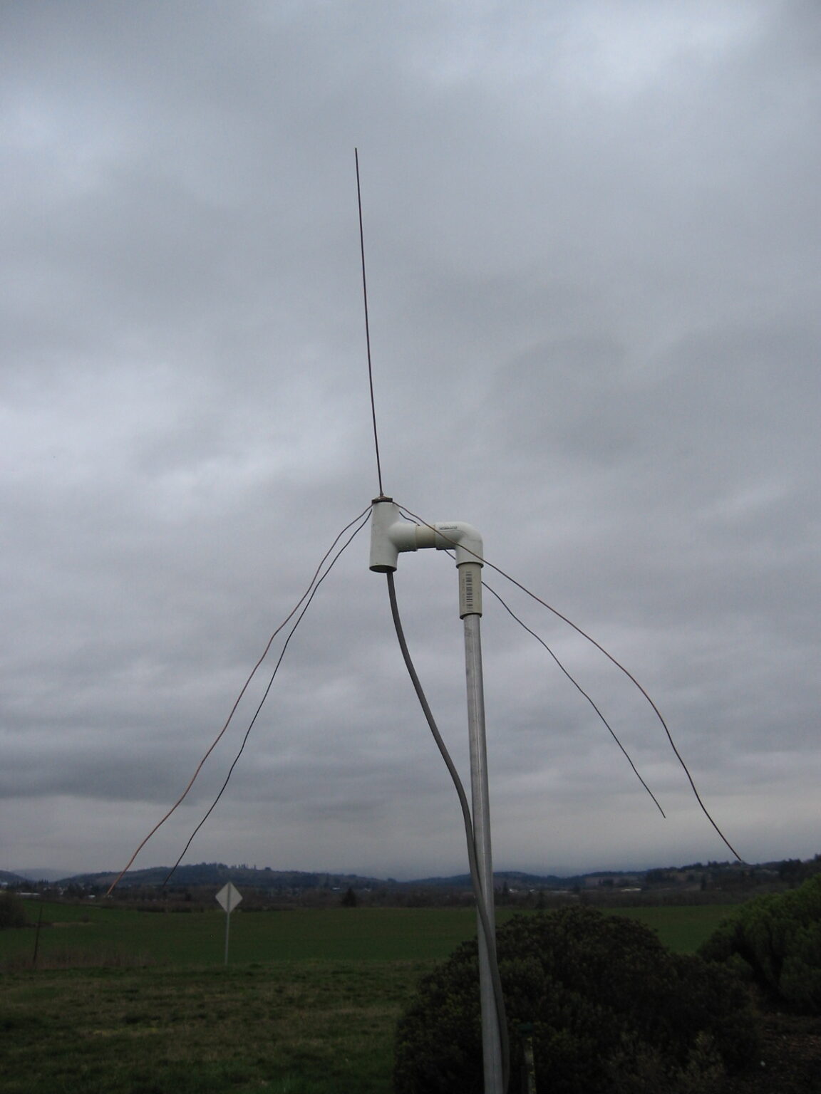 Building a Simple VHF Ground Plane antenna Practical Antennas
